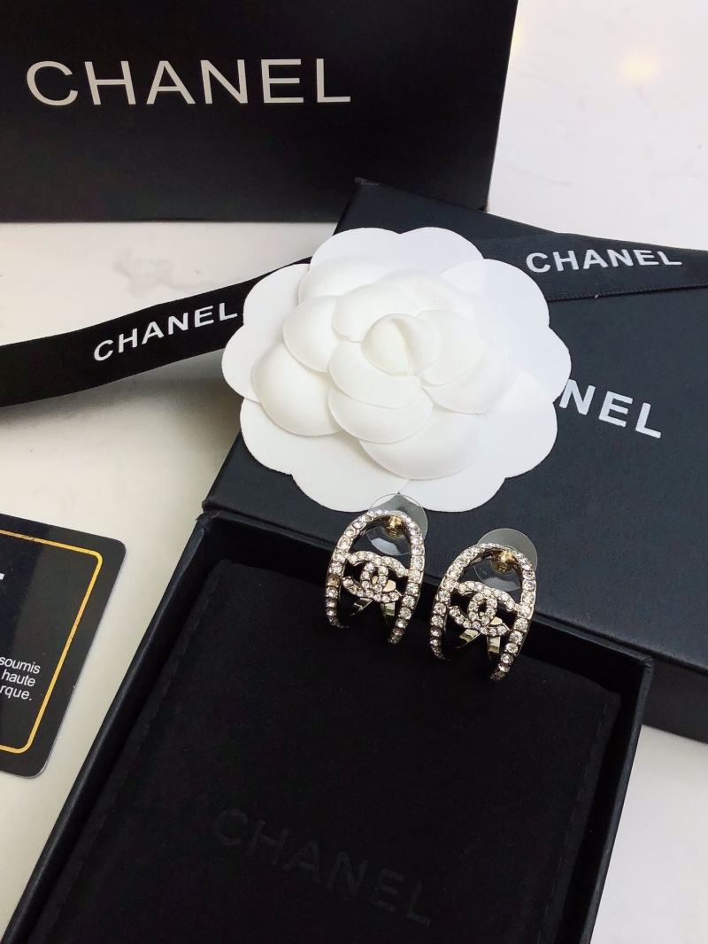 Ch**el earrings